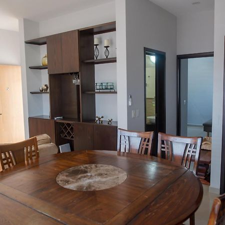 2Br/2Ba Condo 1 Block To Ocean! - Unit #5 Mazatlán Eksteriør billede