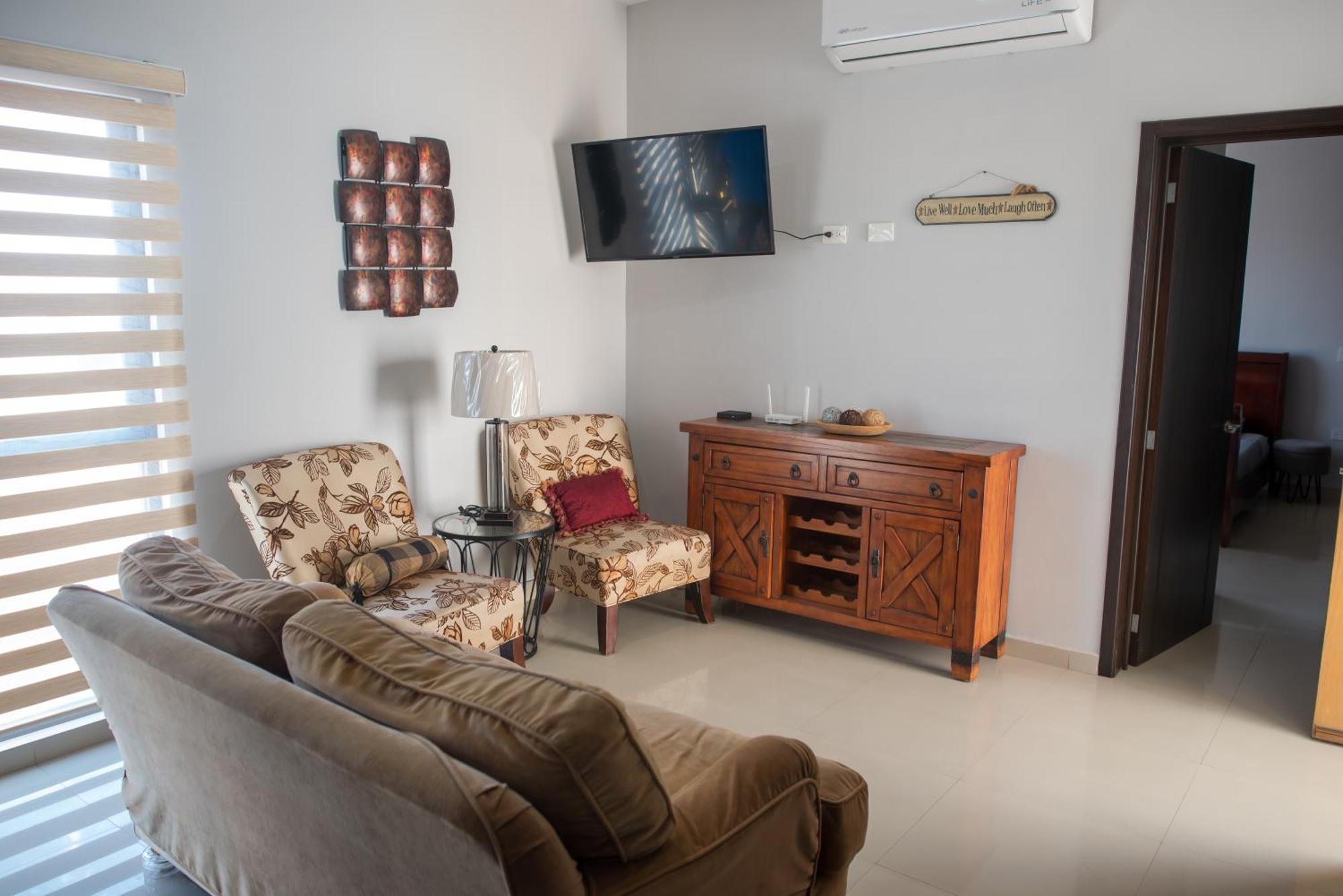 2Br/2Ba Condo 1 Block To Ocean! - Unit #5 Mazatlán Eksteriør billede